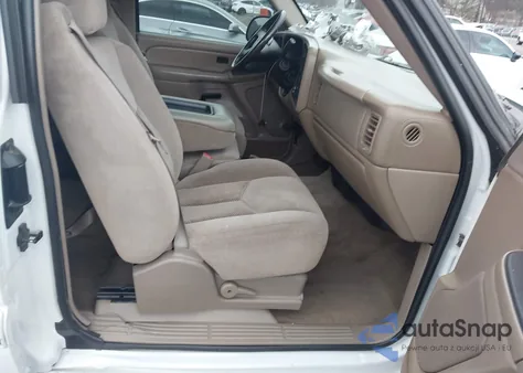 2004 Chevrolet Silverado 1500 Ls z USA, uszkodzony, nr VIN 2GCEC19V641136788